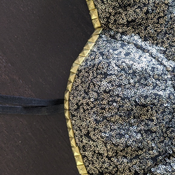 Gold sparkly crop top - Picture 3 of 5